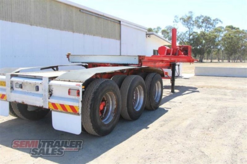 2004 MOORE Retractable Tipping Skel