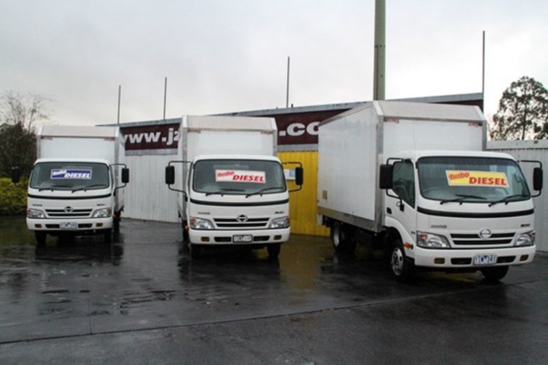 2011 HINO 300 SERIES 616 4X2 AUTO