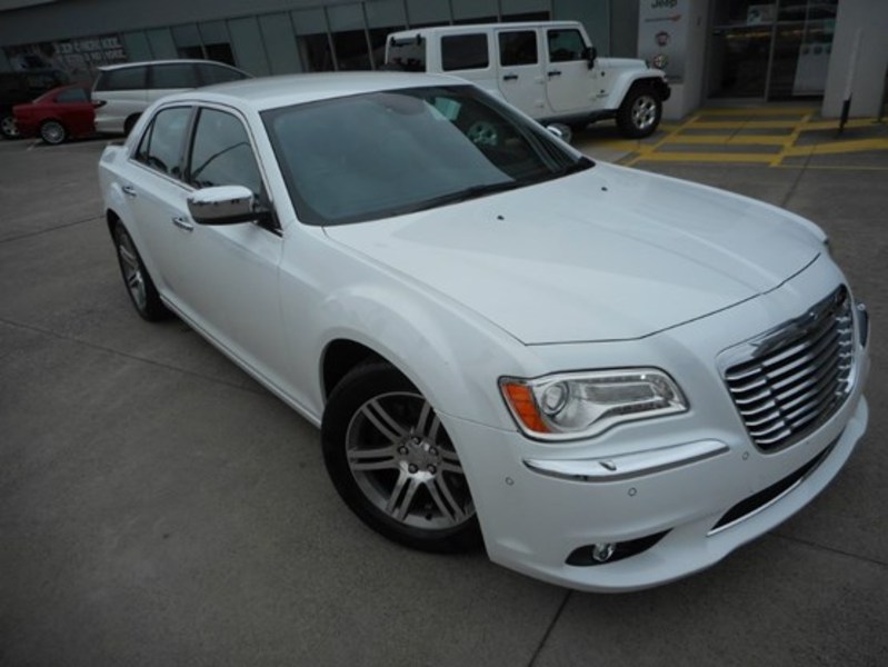 2014 CHRYSLER 300 C E-SHIFT MY14