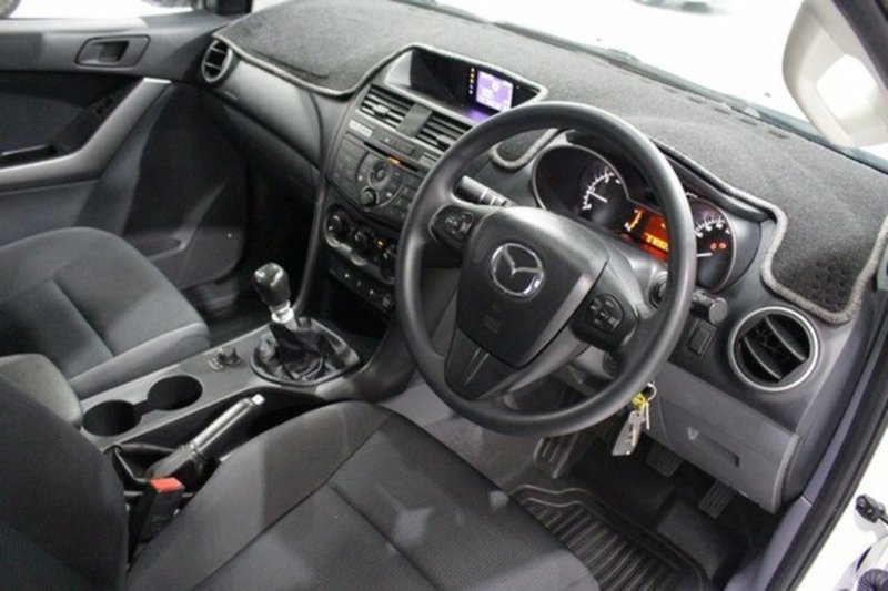 2015 MAZDA BT-50 XT (4x4) MY16