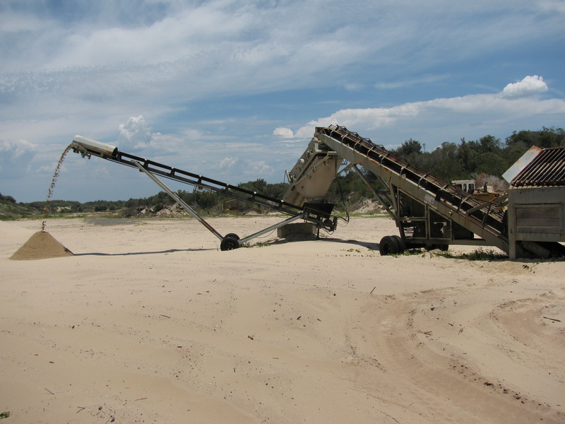 2002 MOBILE SCREENING PLANT