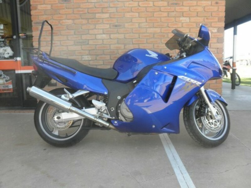 2003 HONDA 1100CC CBR1100XX (SUPER BLACKBIRD) 3