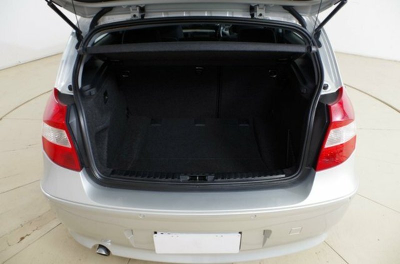 2005 BMW 120I E87