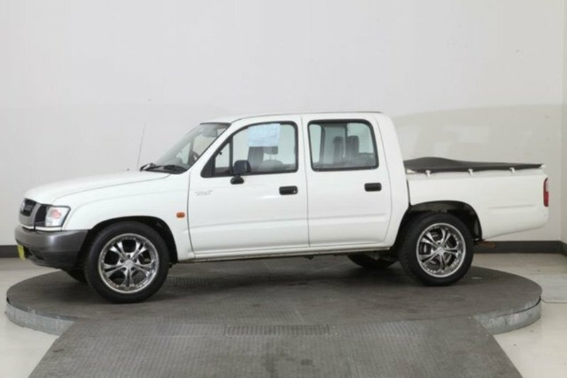 2003 TOYOTA HILUX RZN149R