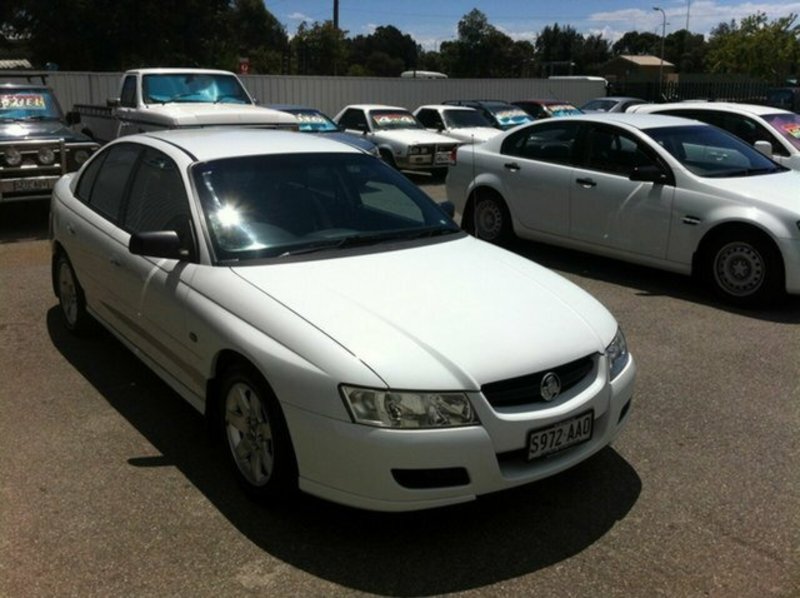 2005 HOLDEN COMMODORE EXE VZ