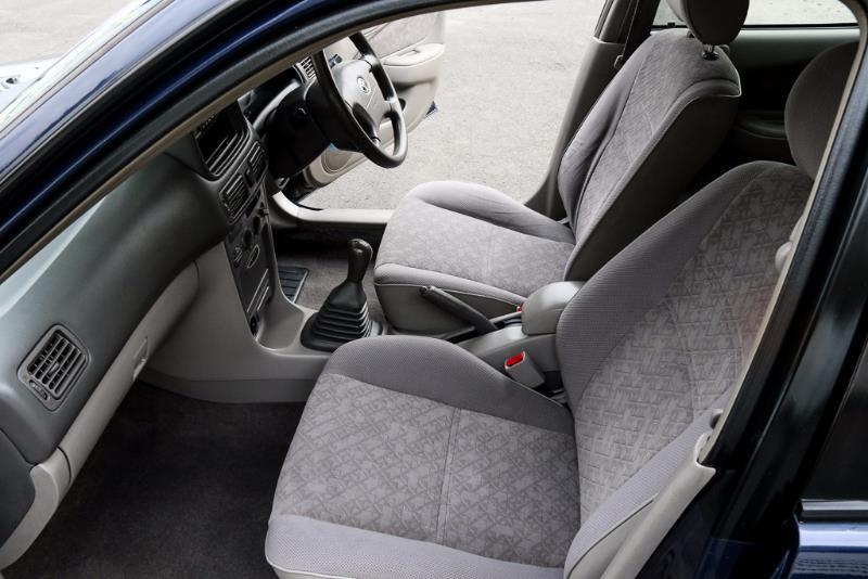 2000 TOYOTA COROLLA ASCENT AE112R