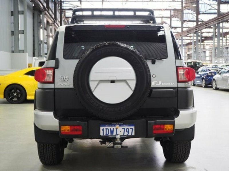 2012 TOYOTA FJ CRUISER GSJ15R