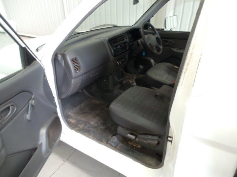 2004 MITSUBISHI TRITON UTE