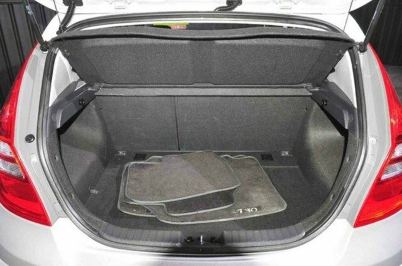 2011 HYUNDAI i30 SX FD MY12