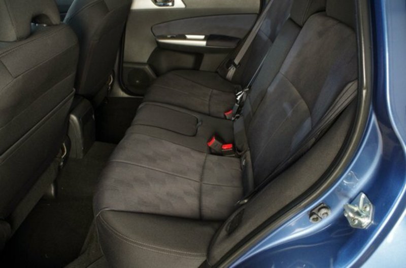 2010 SUBARU FORESTER XS MY10