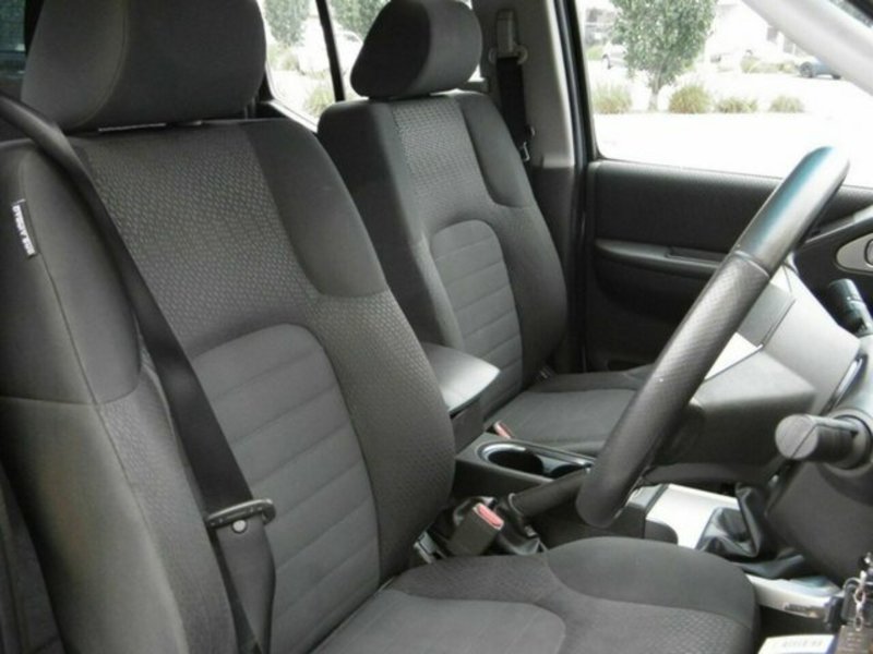 2012 NISSAN NAVARA ST (4x4) D40