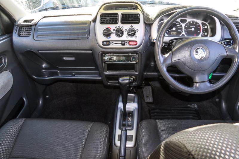 2006 HOLDEN CRUZE