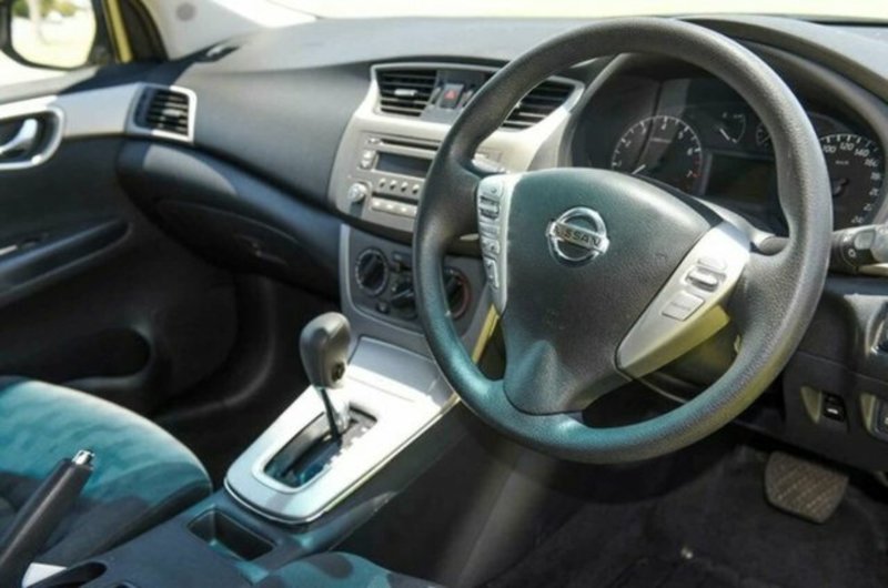 2013 NISSAN PULSAR ST B17