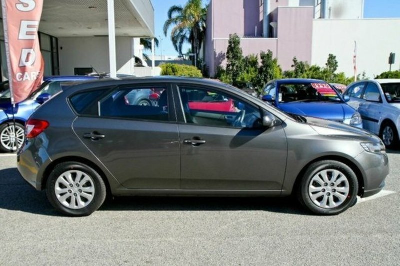 2013 KIA CERATO S TD MY13