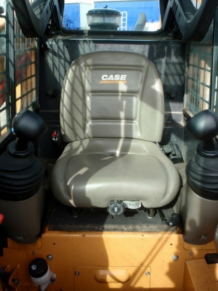 CASE 420CT Loader