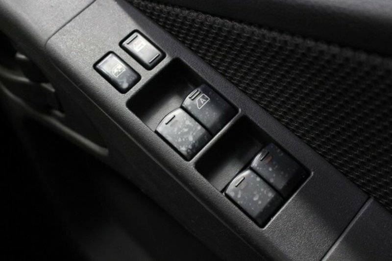 2013 NISSAN NAVARA RX (4x4) D40 MY13