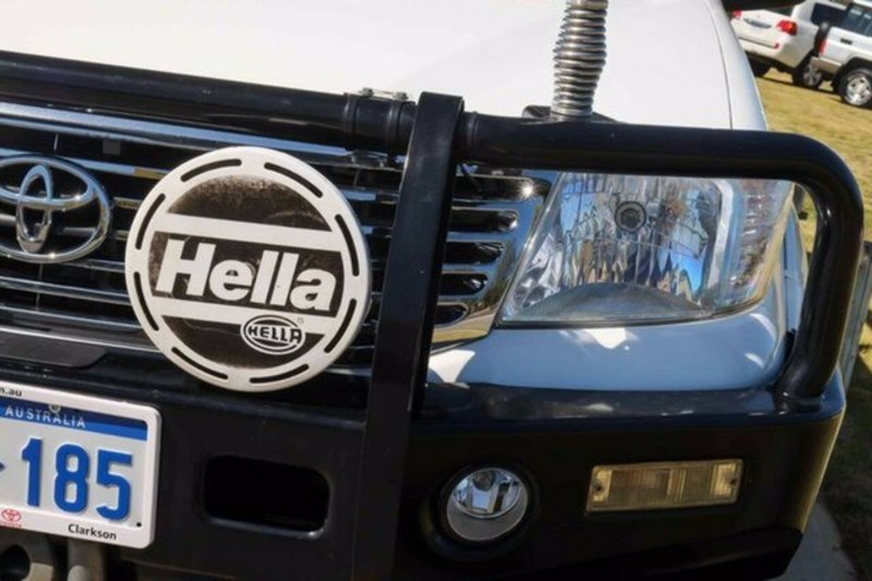 2012 TOYOTA HILUX SR5 (4x4) KUN26R MY12