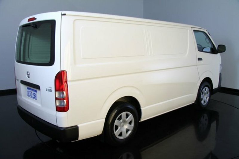 2012 TOYOTA HIACE LWB TRH201R MY12