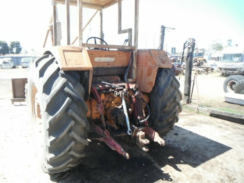 0 Tractor Chamberlain306