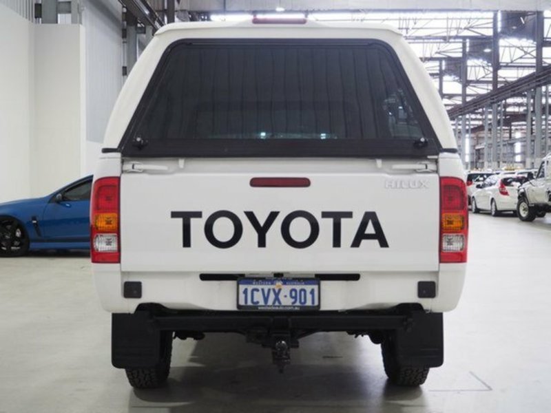 2008 TOYOTA HILUX SR (4x4) KUN26R 08 UPGRADE