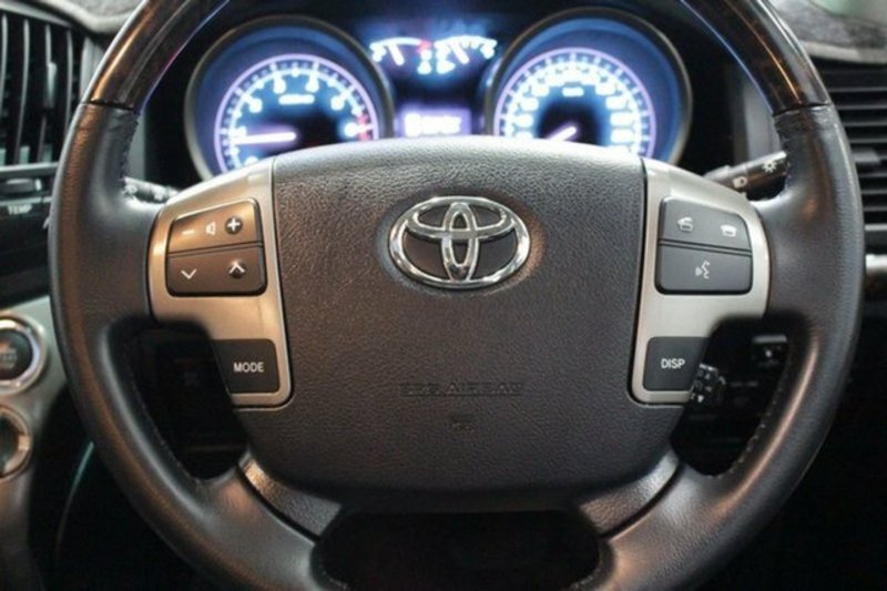 2011 TOYOTA LANDCRUISER SAHARA (4x4) UZJ200R 09 UPGRADE