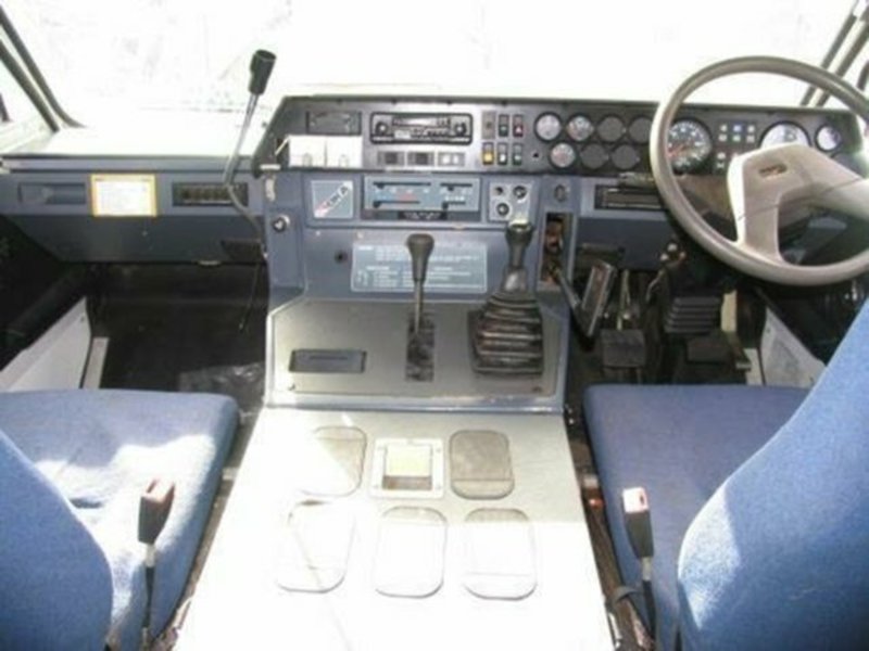 1995 OKA LT HD MULTI VEHICLE TRUCK