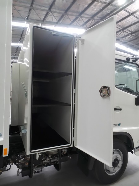 2016 HINO FD 1124-500 Series FD 1124-500 Series Truck