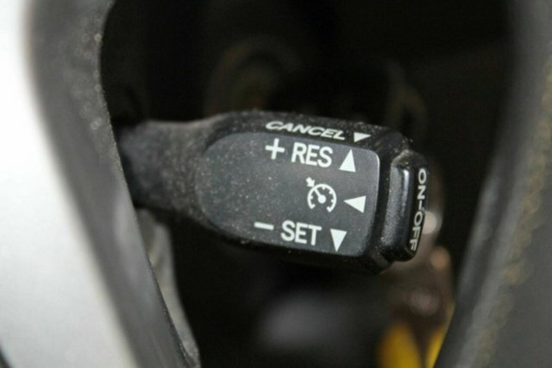 2012 TOYOTA HILUX SR (4x4) KUN26R MY12