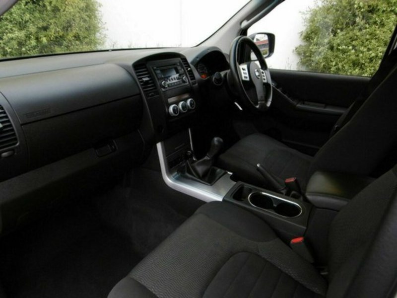 2012 NISSAN NAVARA ST (4x4) D40