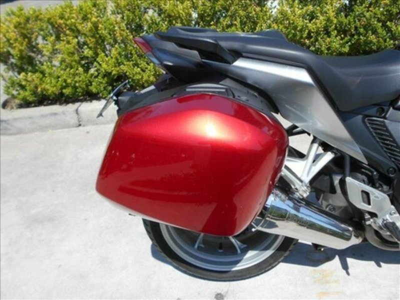 2010 HONDA 1200CC VFR1200F A