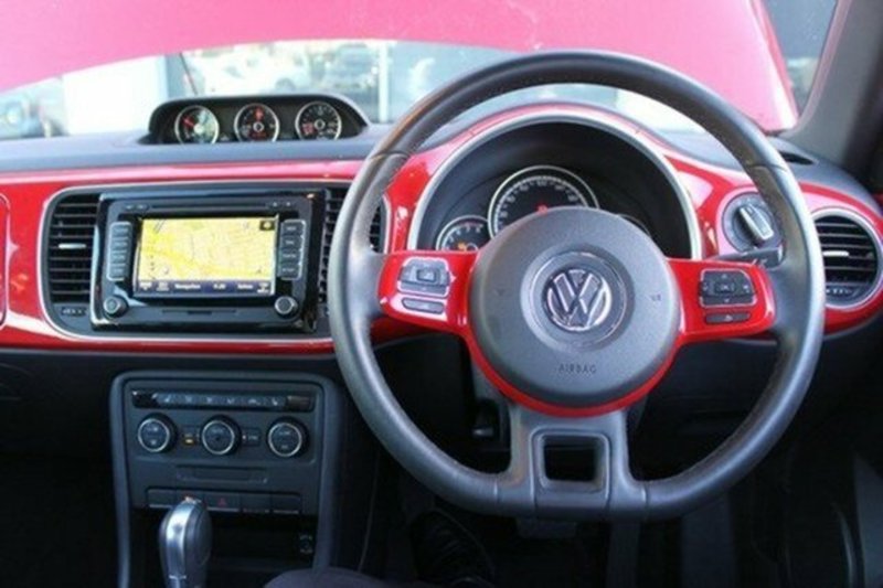 2014 VOLKSWAGEN BEETLE 1L MY15