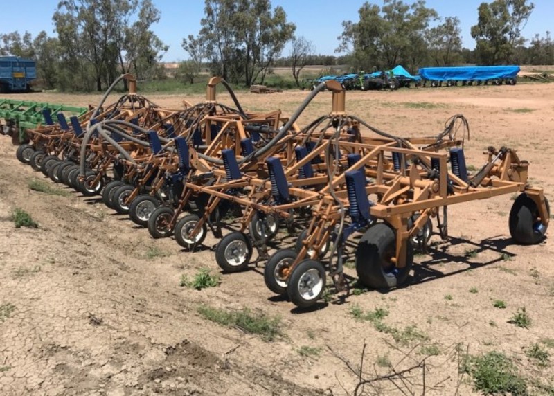 Gyral Penetrator Planters