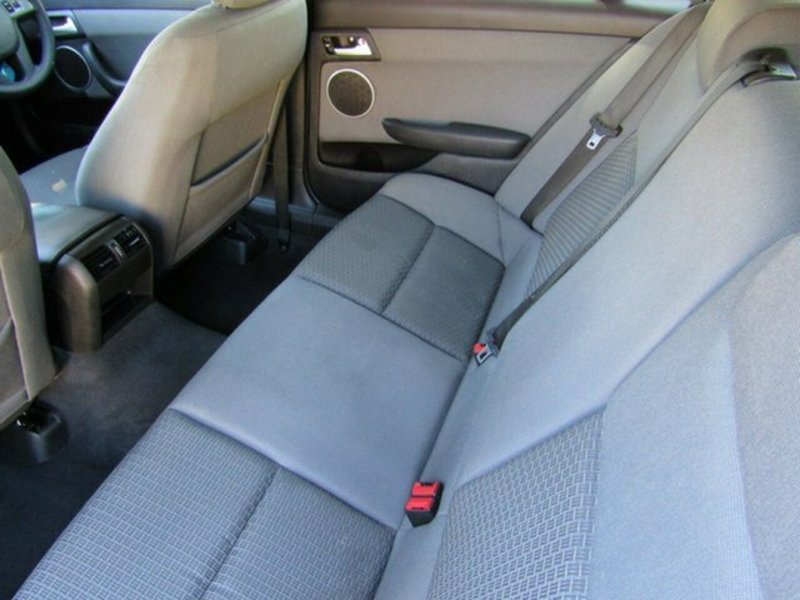 2011 HOLDEN COMMODORE OMEGA VE II MY12
