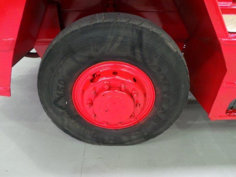 BOLLNAS BT25 Terminal Tractor