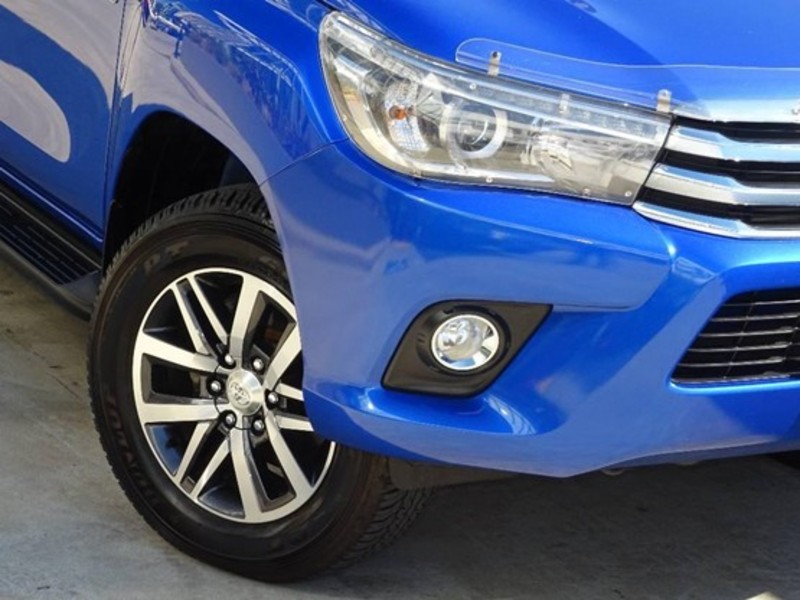 2015 TOYOTA HILUX SR5 GUN126R