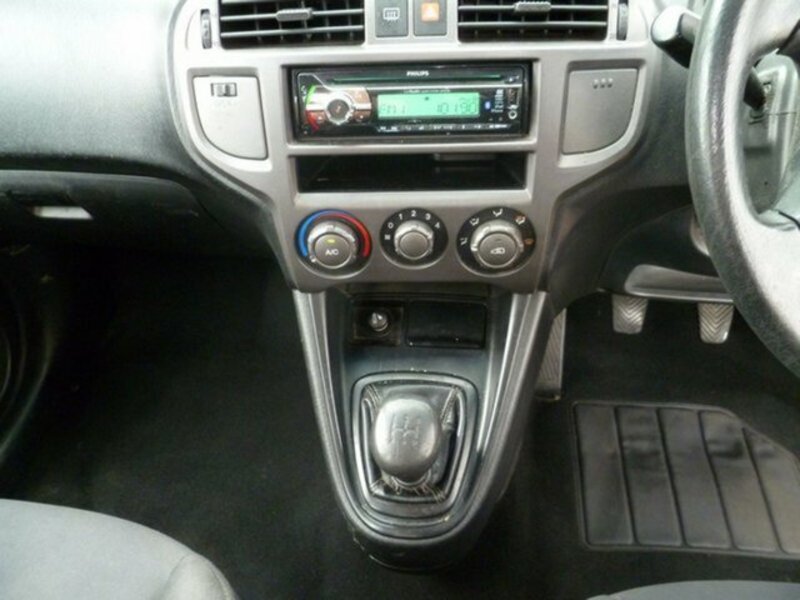 2003 HYUNDAI ELANTRA LAVITA GLS FC