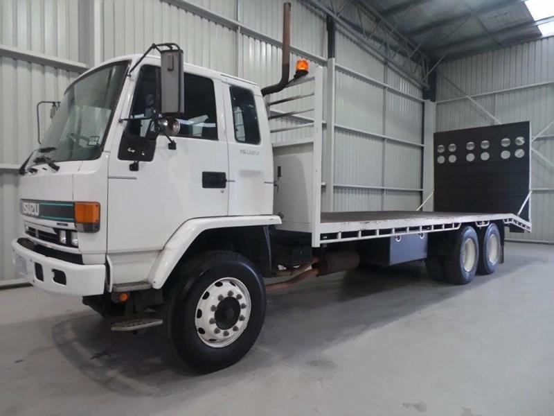 1996 ISUZU FVM1400