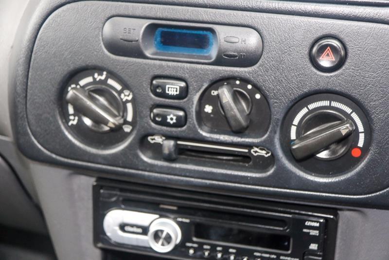 2000 MITSUBISHI LANCER GLXi CE