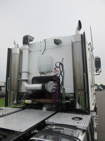 2009 KENWORTH K108 LOW ROOF K108 Truck