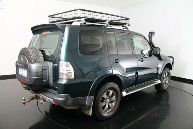 2007 MITSUBISHI PAJERO VR-X LWB (4x4) NS