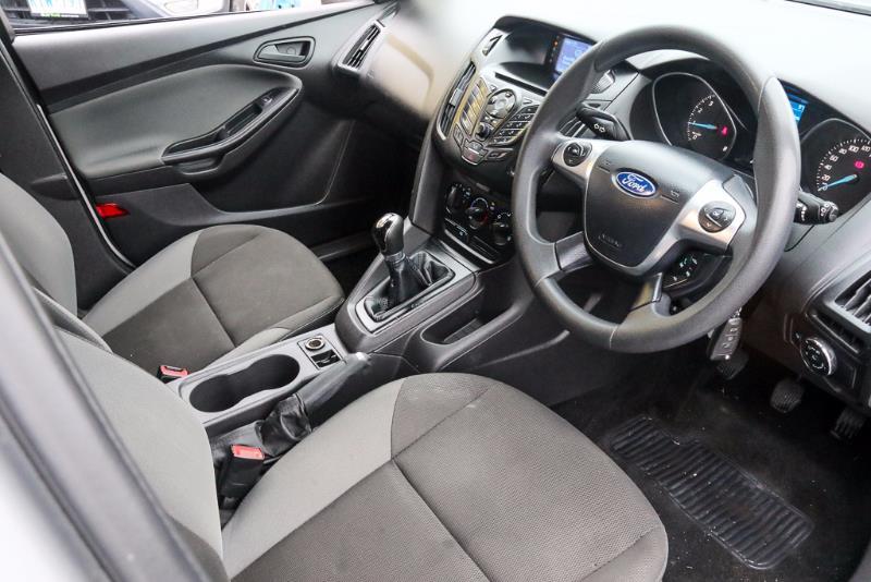 2011 FORD FOCUS AMBIENTE LW