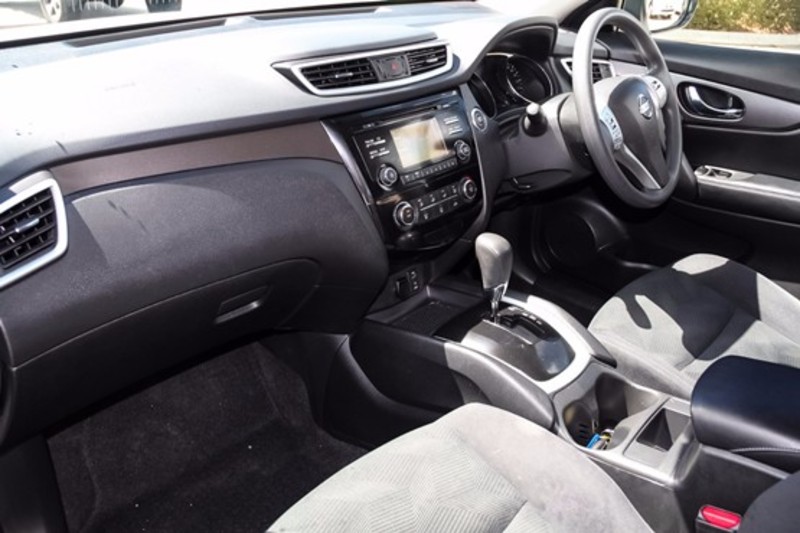 2016 NISSAN X-TRAIL ST T32