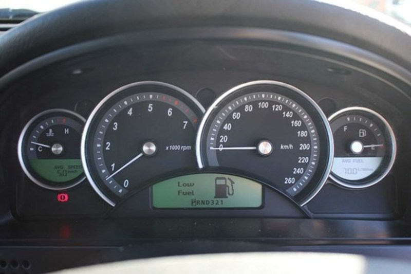 2004 HOLDEN ADVENTRA LX8 VY II