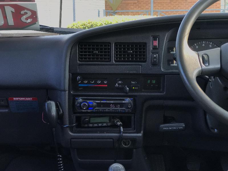1992 TOYOTA Hilux Surf