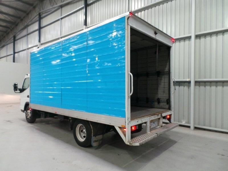 2007 FUSO CANTER