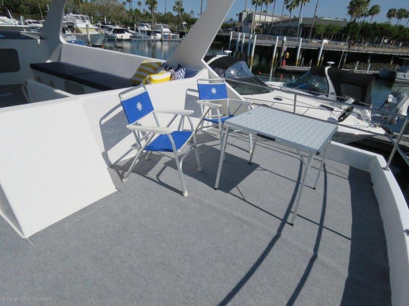 Explorer 40 Powercat