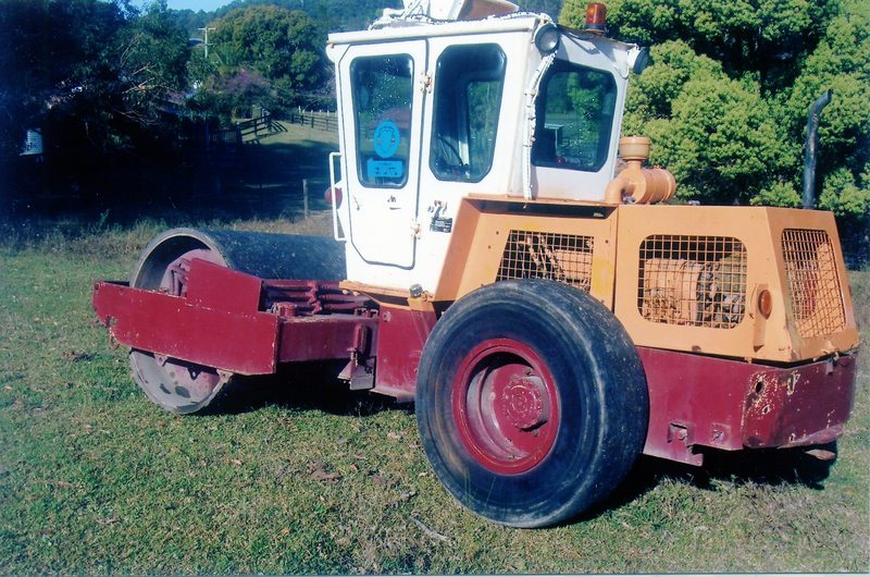 1985 BOMAG PC 720 - ROLLER