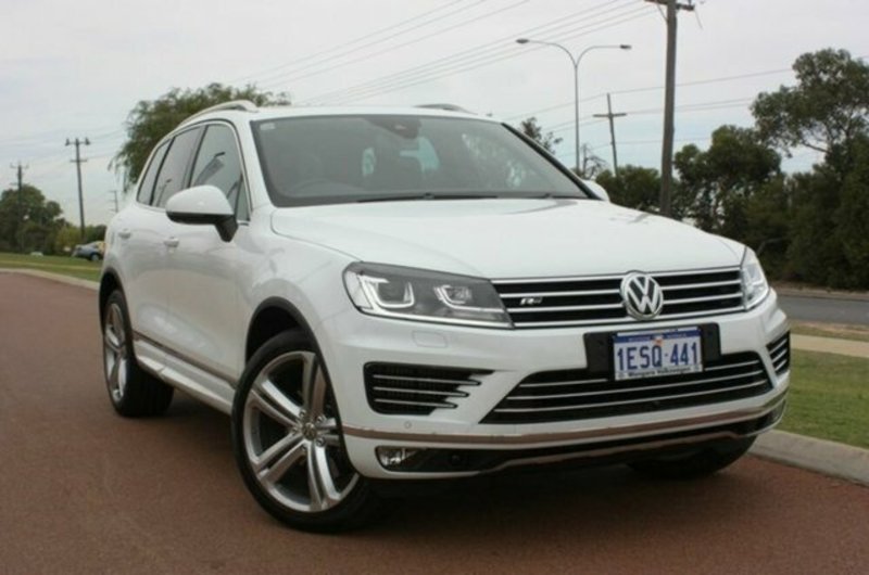 2015 VOLKSWAGEN TOUAREG V8 TDI R-LINE 7P MY15