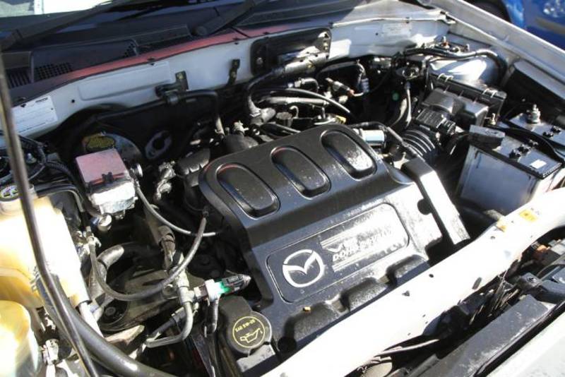 2003 MAZDA TRIBUTE CLASSIC