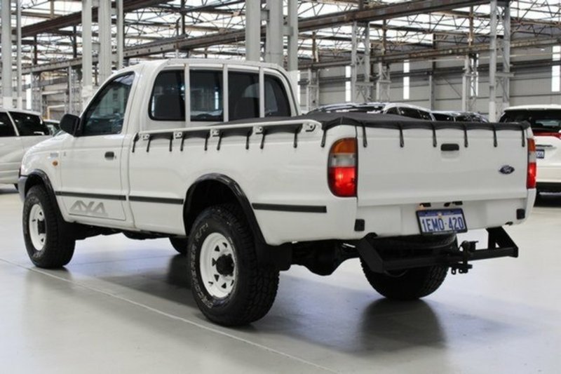 2002 FORD COURIER GL PE